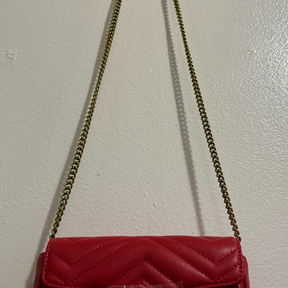 Gucci GG Marmont Matelasse Super Mini Leather Bag - Picture 8 of 11